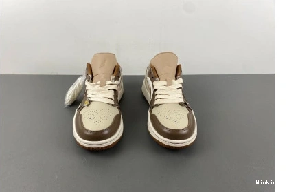 HF5743-221 JORDAN 1 Low AIR 1031